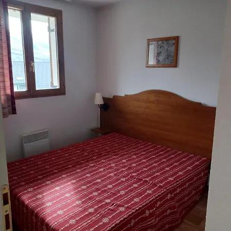 Spacieux A 300m Des Pistes Et Commerces, Balcon Sud, Parking. Confortable - Fr-1-618-23 דירה